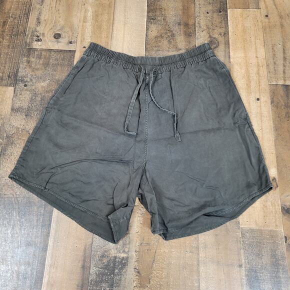 Lululemon Unlined Gray Shorts Drawstring Elastic Waist Pockets High Rise Women 8 - Picture 1 of 8